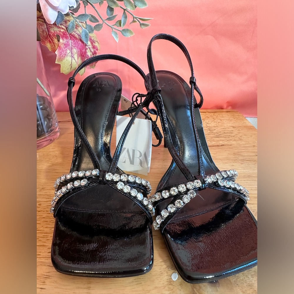 ZARA Rhinestone heels NWT size 8 black in color